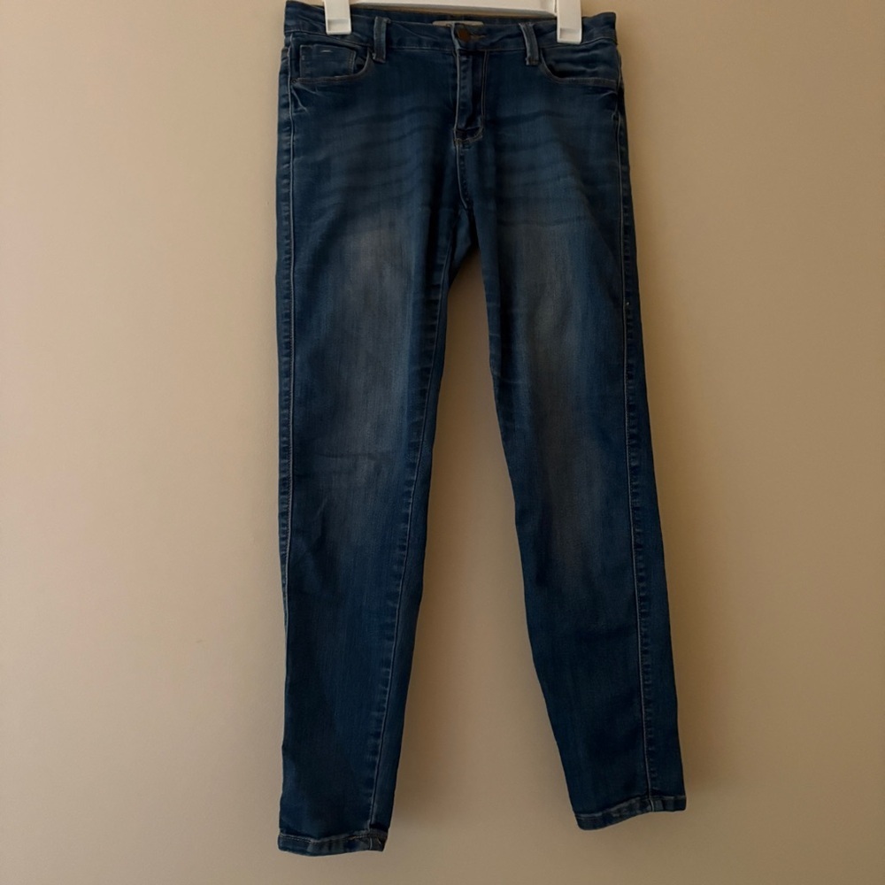 Encore Jeans Size 9 Medium Wash Mid Rise Skinny Stretch Denim 813R